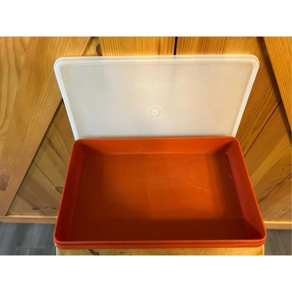 Vintage Tupperware 794-11 Bacon Deli Meat Keeper Container Paprika/Sheer Lid(769